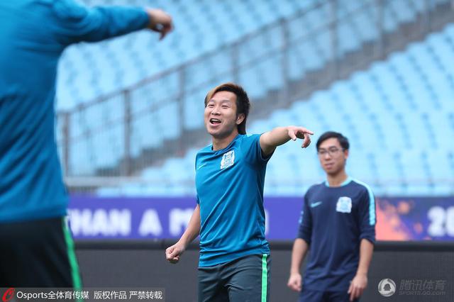 很多以前追随高桥家族、松本家族的依附势力和组织，现在都主动向伊藤家族示好，伊藤菜菜子也逐渐收编了一部分，让伊藤家族的外部势力得到了很大的扩充。