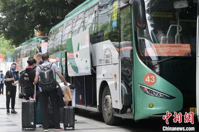 记者表示，虽然最近不少消息将利物浦与帕利尼亚联系到一起，但红军不会在一月追求这名富勒姆后腰。